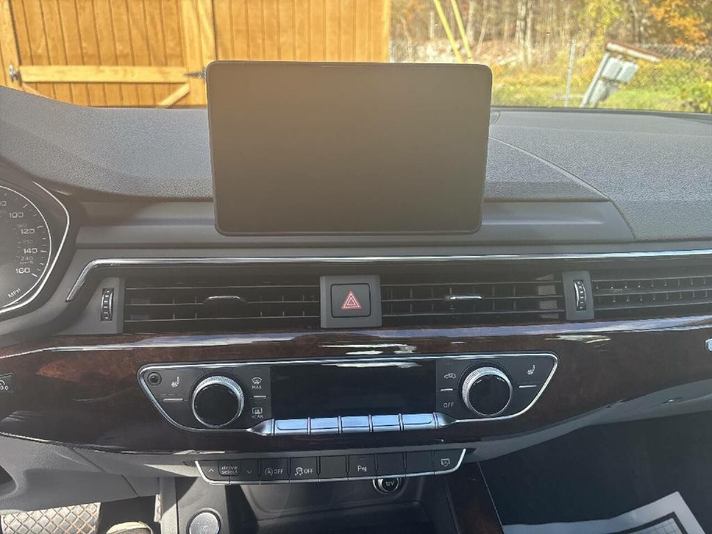 2017 Audi A4 Image 22