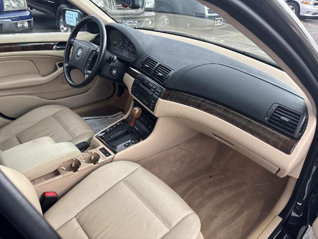 2000 BMW 3 Series Image 13