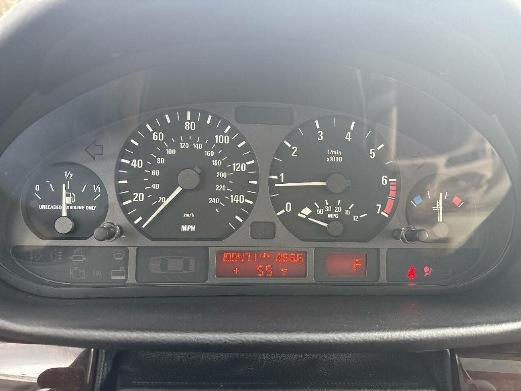 2000 BMW 3 Series Image 21