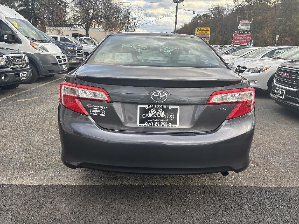 2014 Toyota Camry Image 6