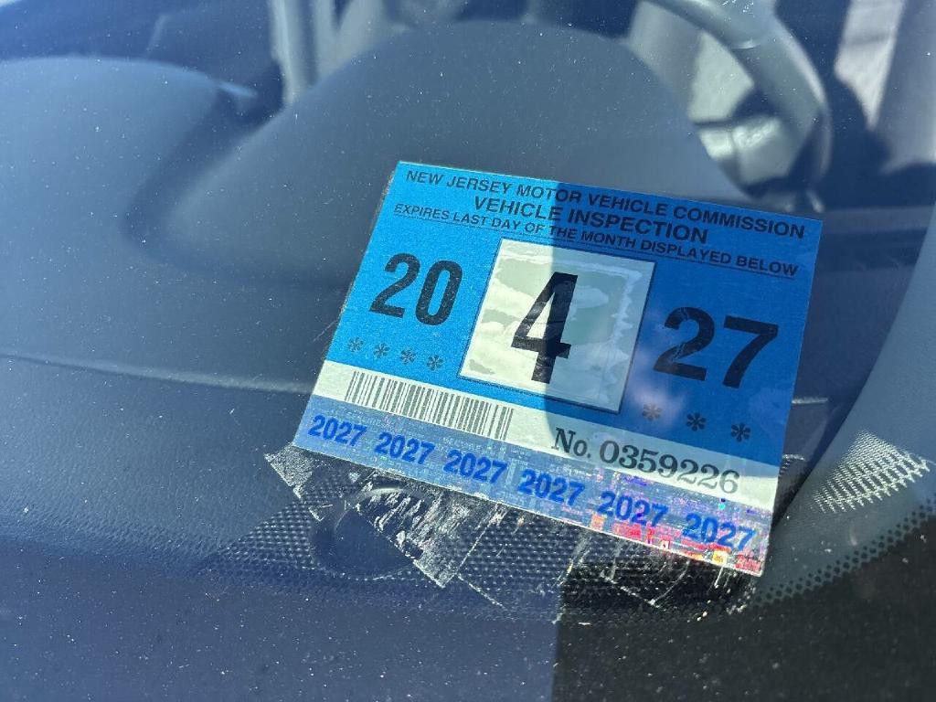 2017 Nissan Rogue Image 28