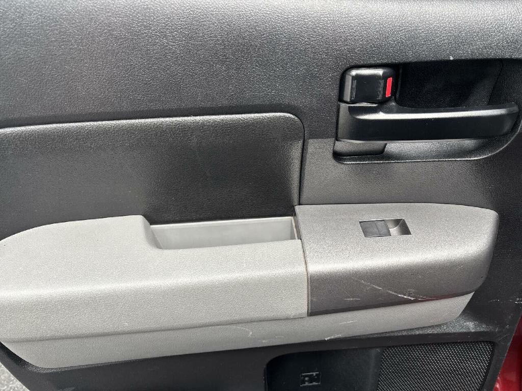 2010 Toyota Tundra Image 11