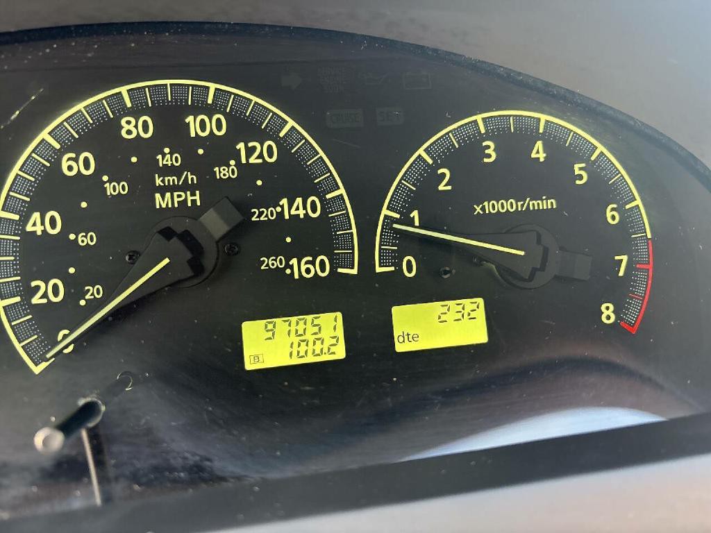 2004 INFINITI I35 Image 15