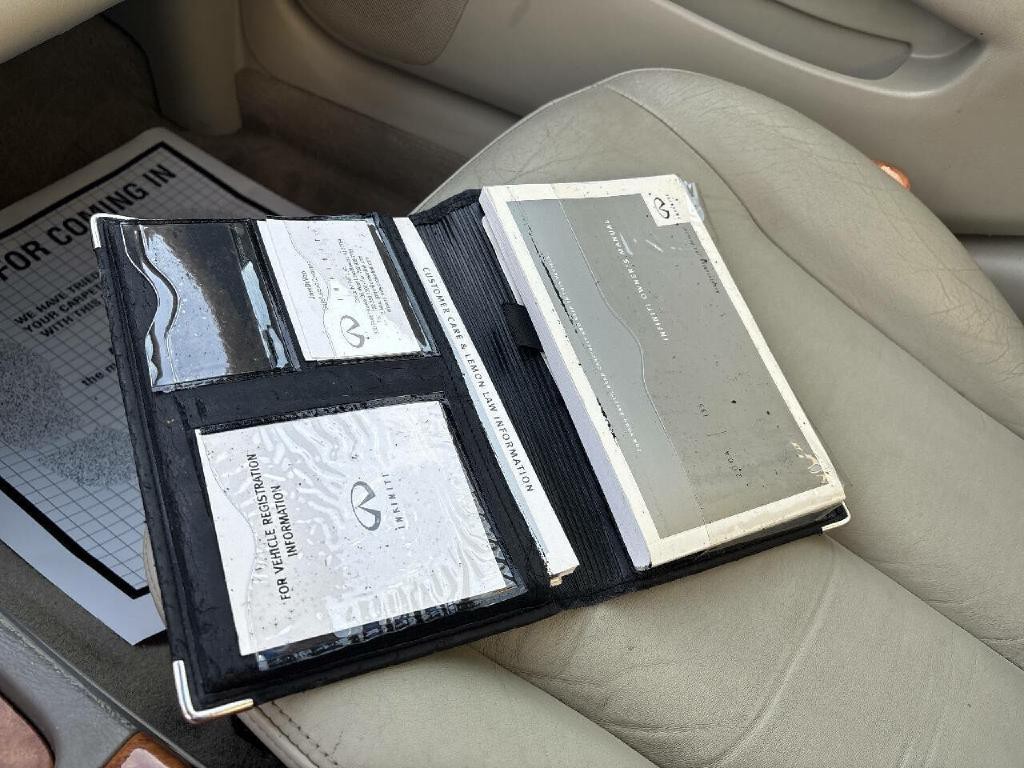 2004 INFINITI I35 Image 25