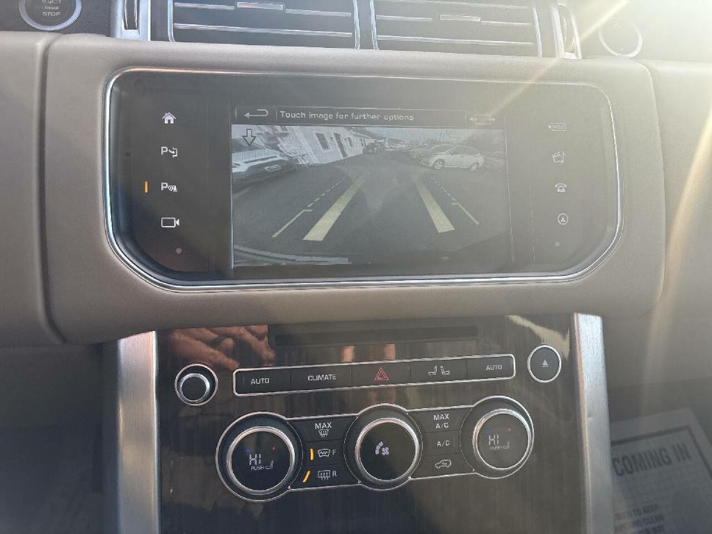 2016 Land Rover Range Rover Image 23