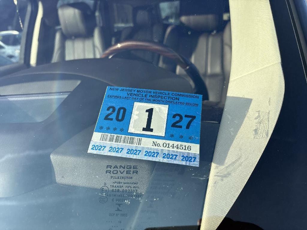 2016 Land Rover Range Rover Image 27