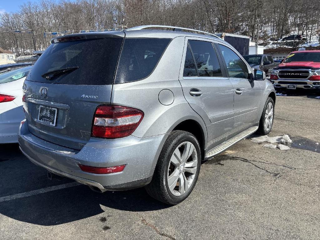 2011 Mercedes-Benz M-Class Image 6
