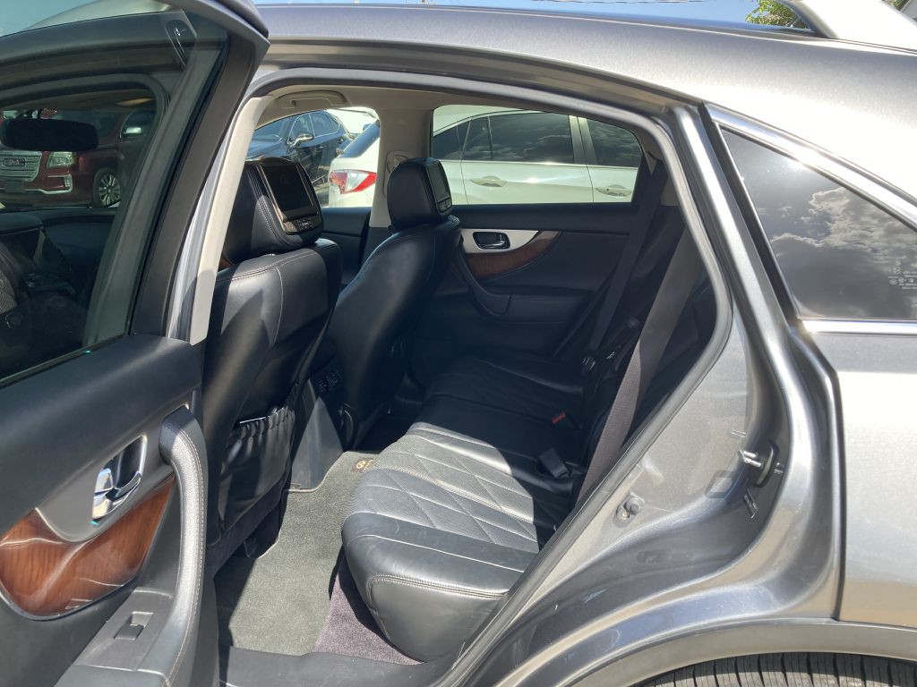 2014 INFINITI QX70 Image 20