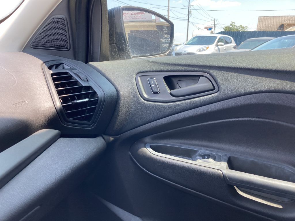 2016 Ford Escape Image 23