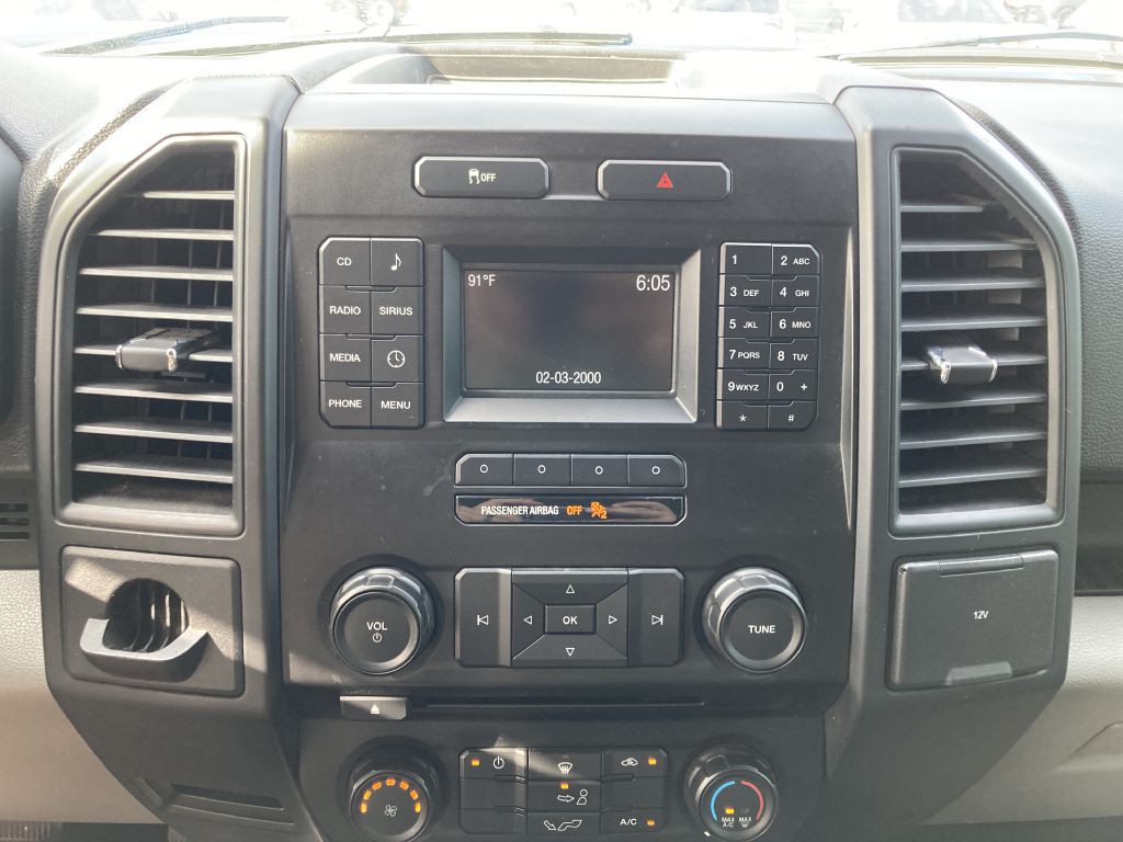 2015 Ford F-150 Image 21