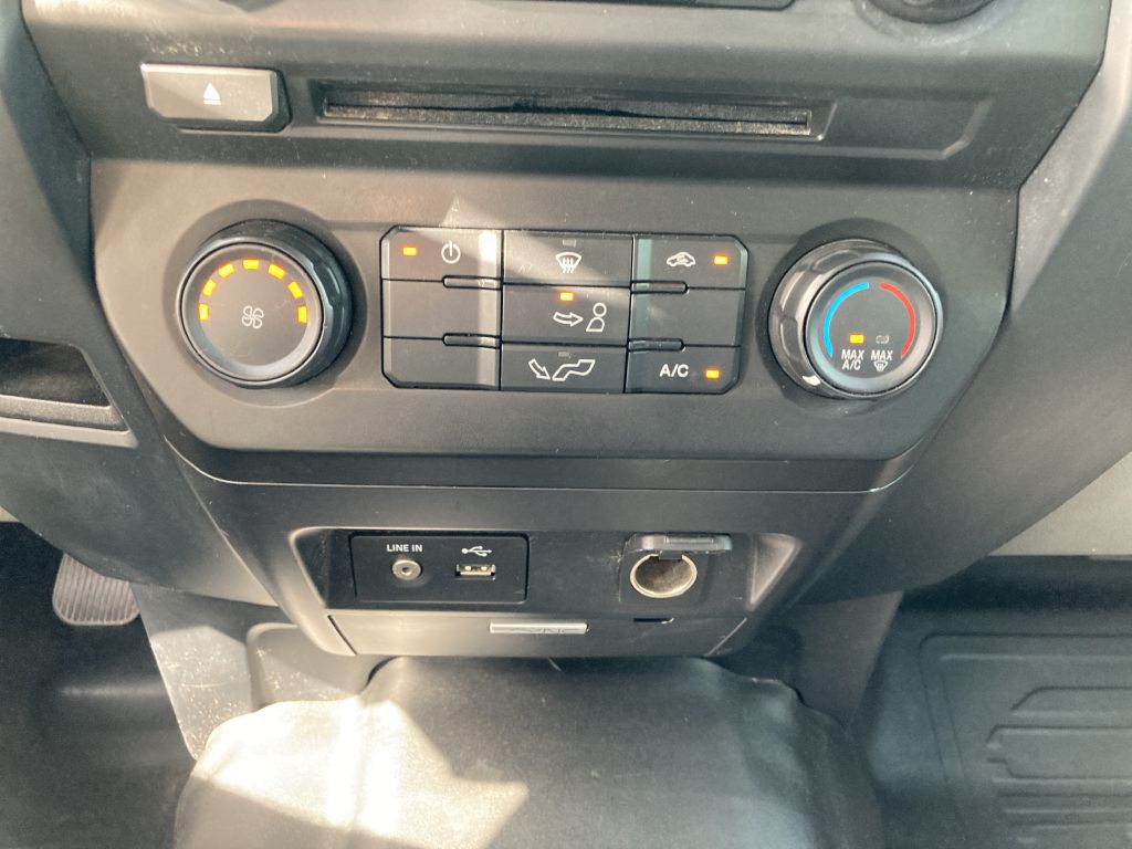 2015 Ford F-150 Image 23