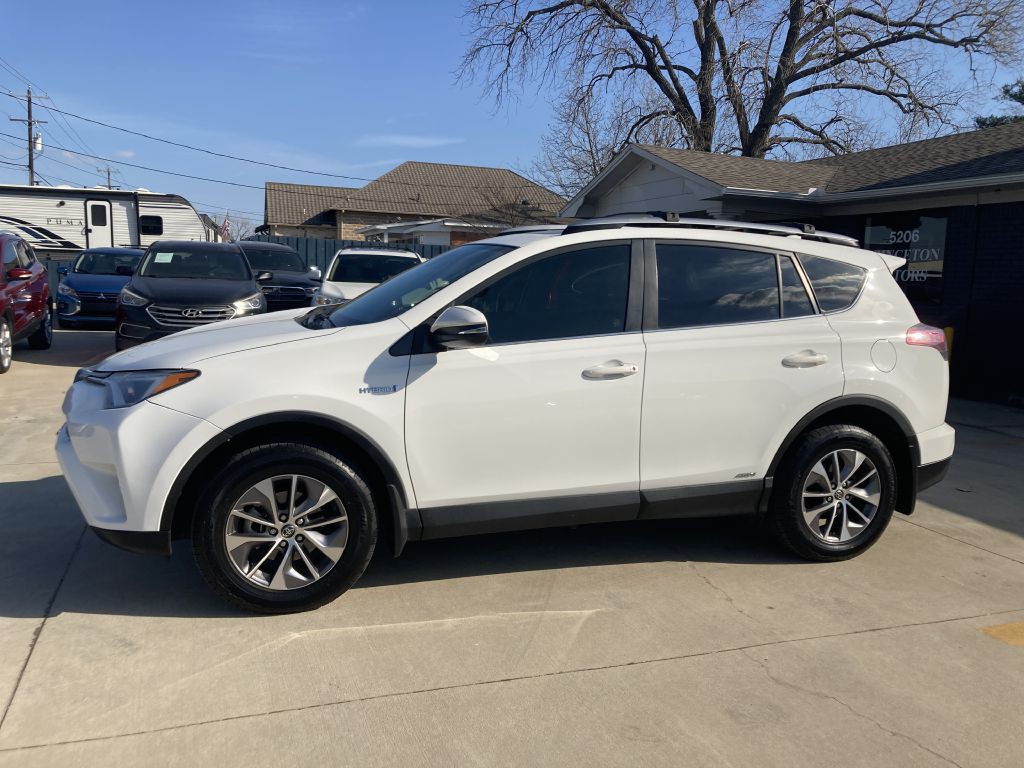 2017 Toyota Rav4 Image 5