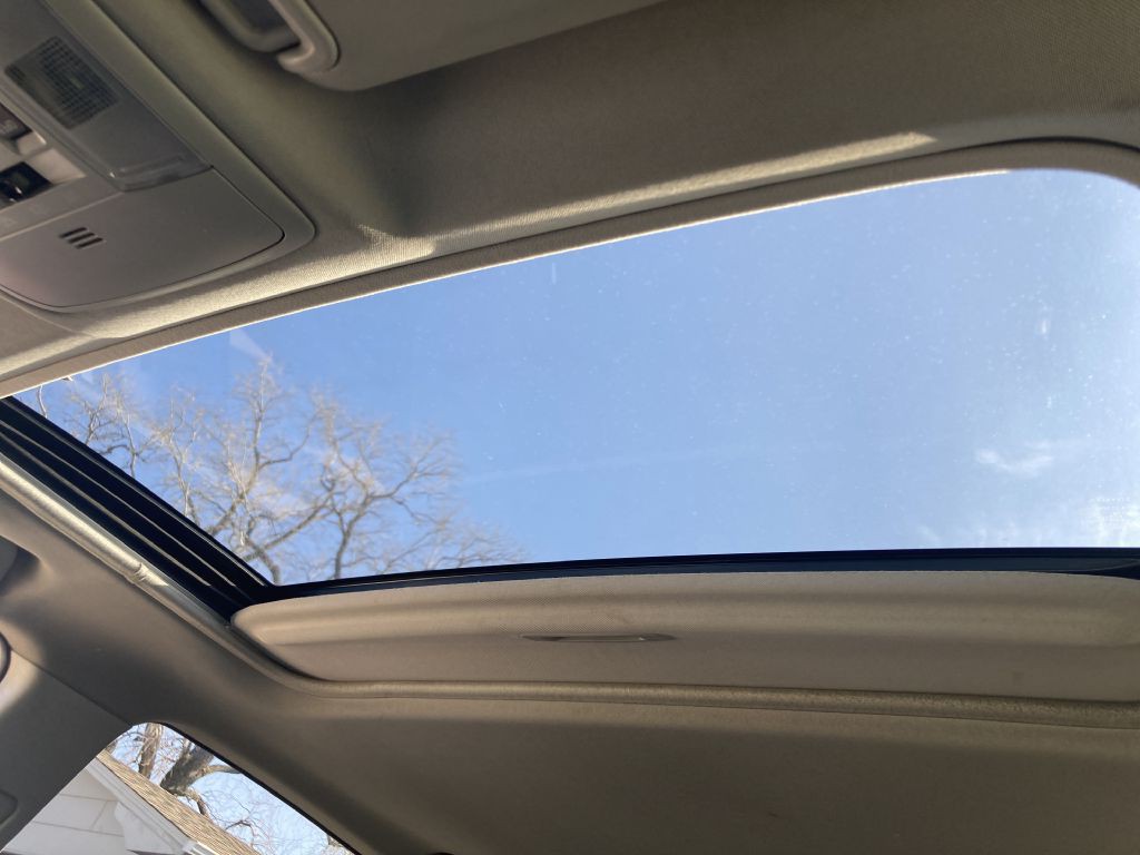 2017 Toyota Rav4 Image 29