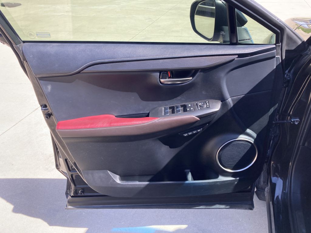 2018 Lexus NX Image 12