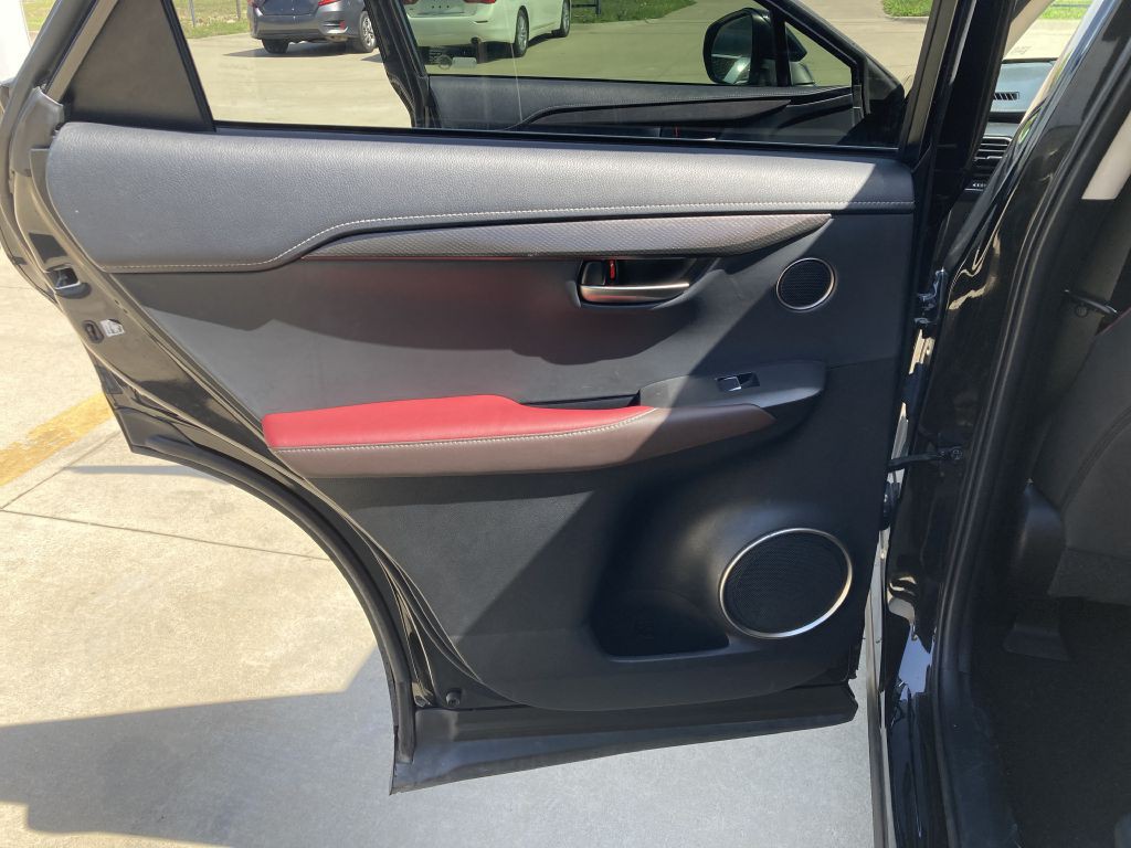 2018 Lexus NX Image 17