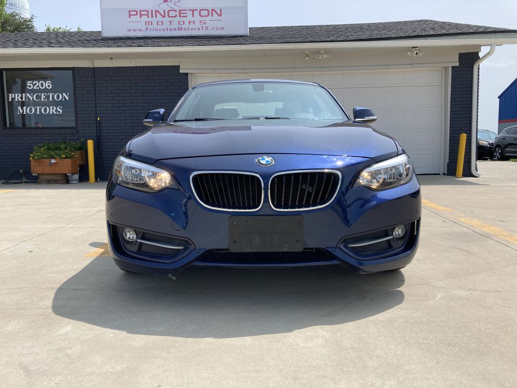 2016 BMW 2 Series Image 2