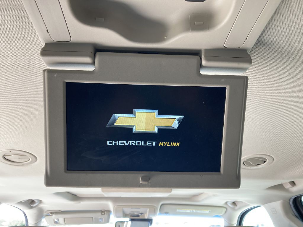2017 Chevrolet Suburban Image 22