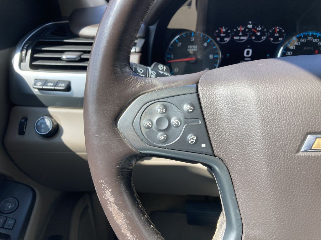 2017 Chevrolet Suburban Image 30