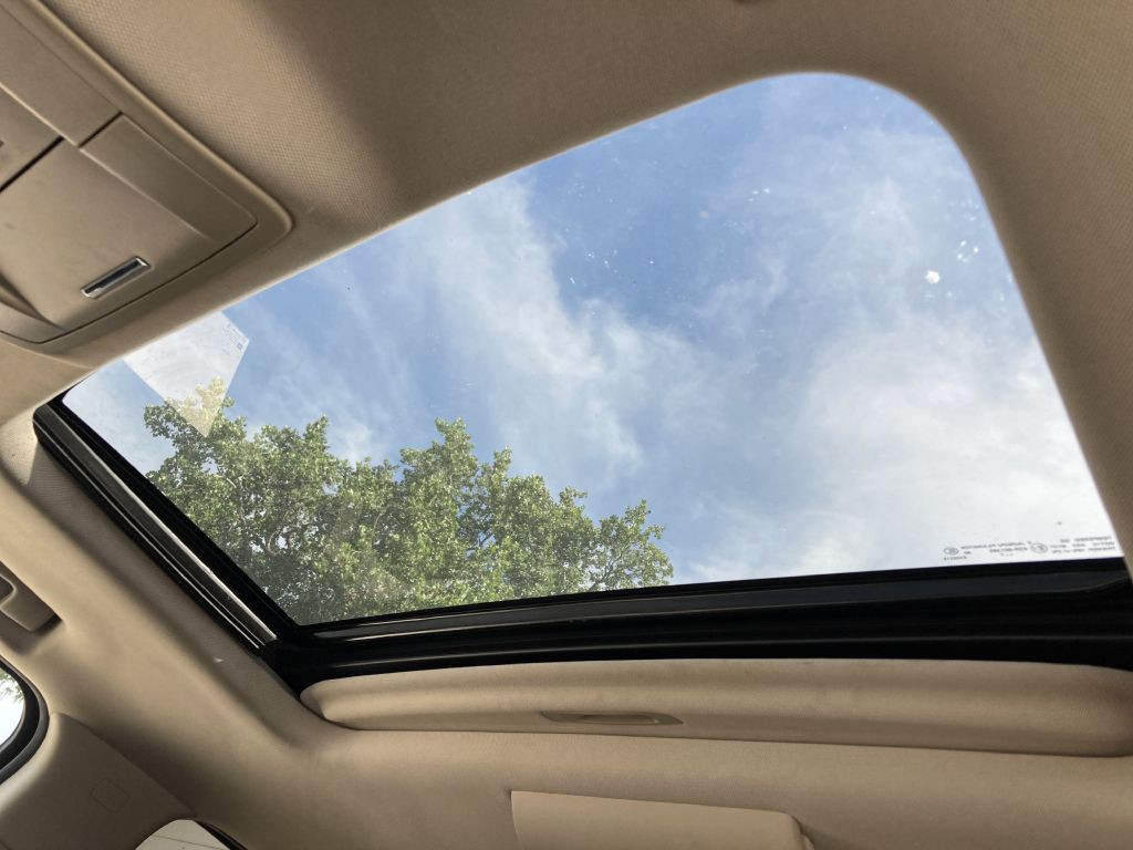 2017 Chevrolet Suburban Image 41