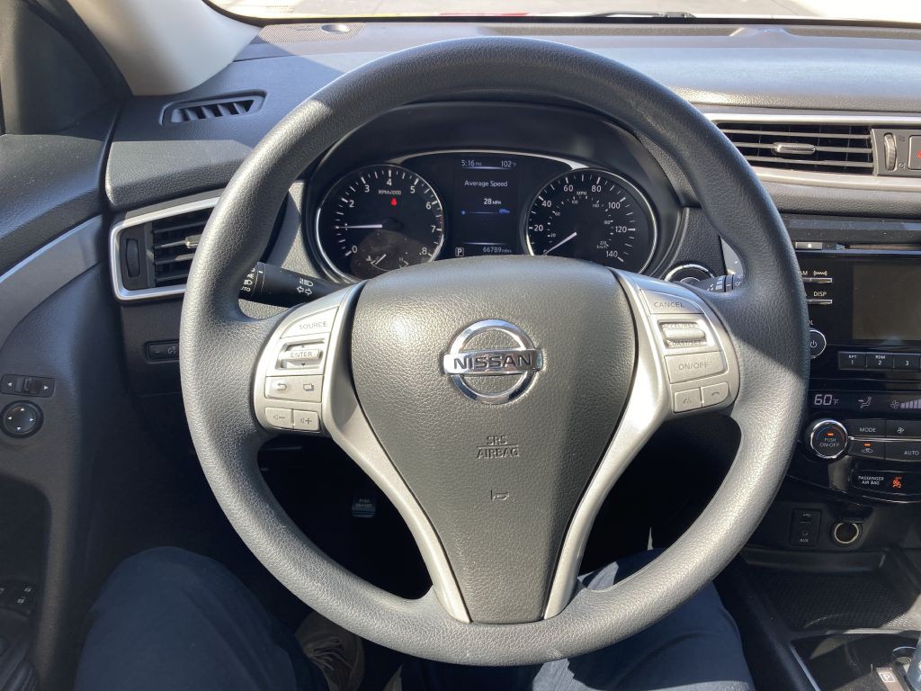2016 Nissan Rogue Image 22