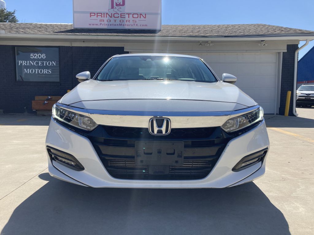2018 Honda Accord Image 2