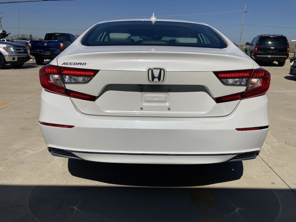 2018 Honda Accord Image 8