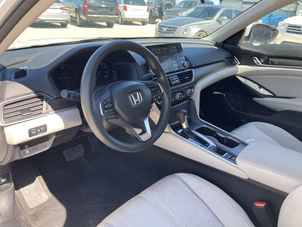 2018 Honda Accord Image 14