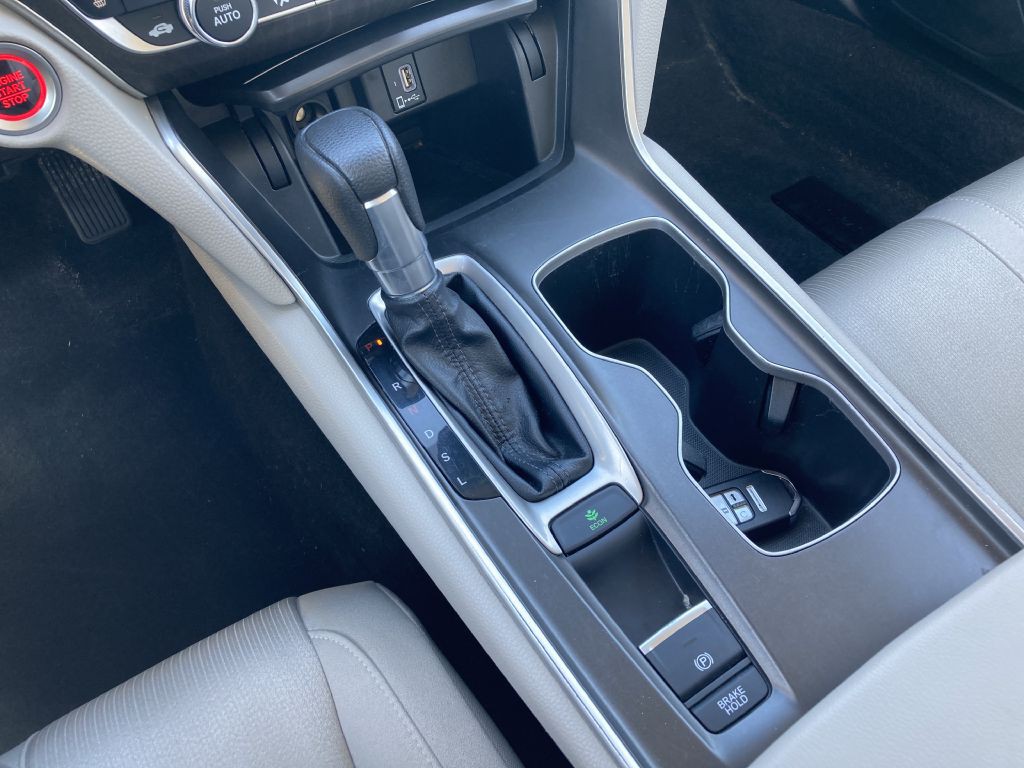 2018 Honda Accord Image 27