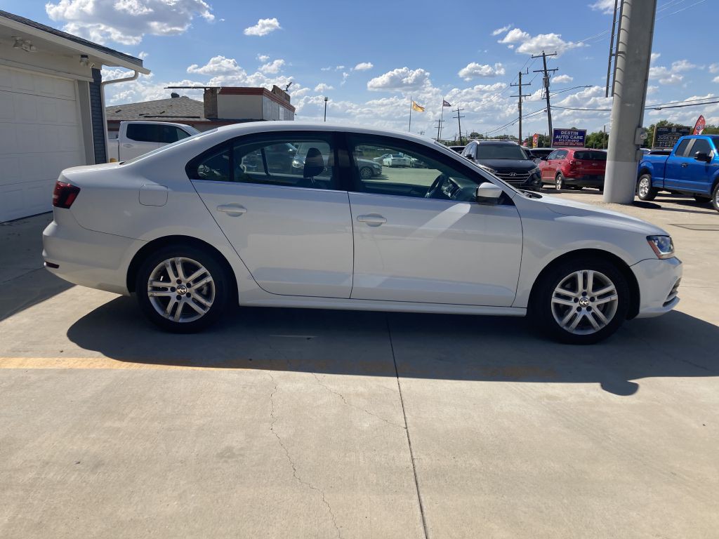 2017 Volkswagen Jetta Image 8