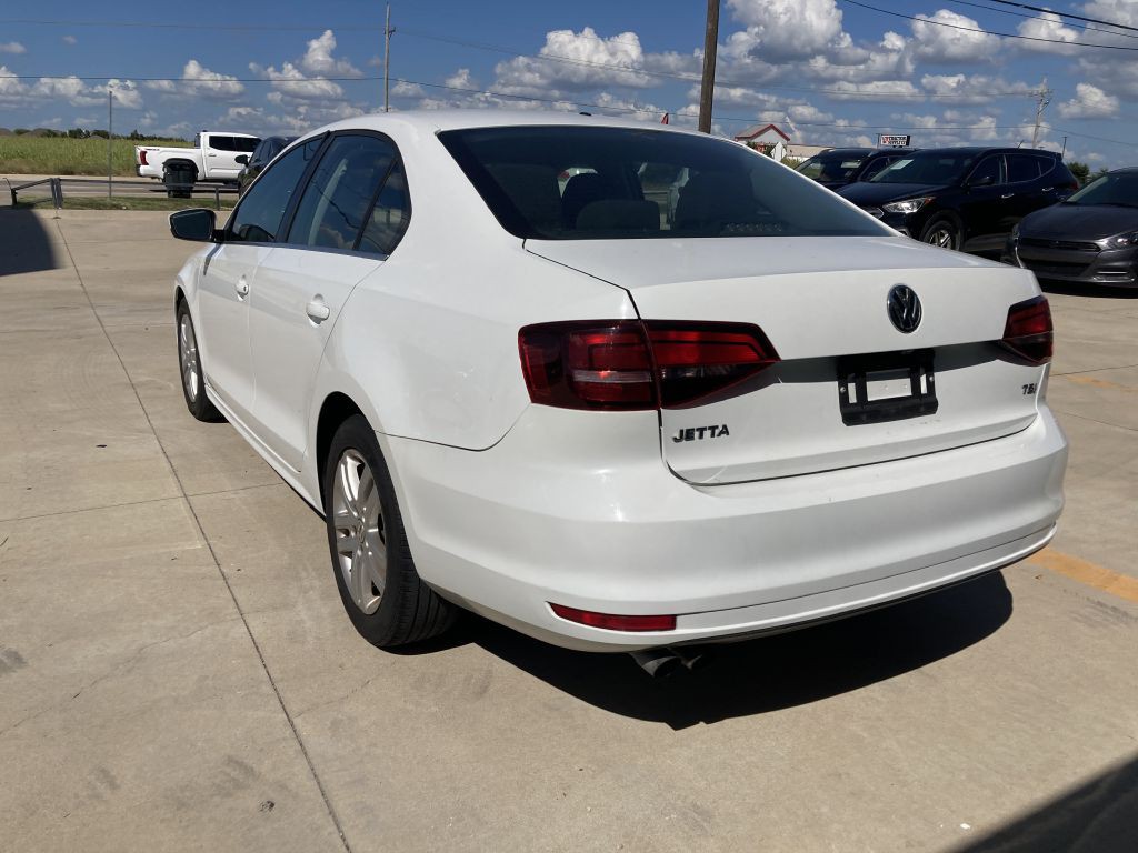 2017 Volkswagen Jetta Image 12