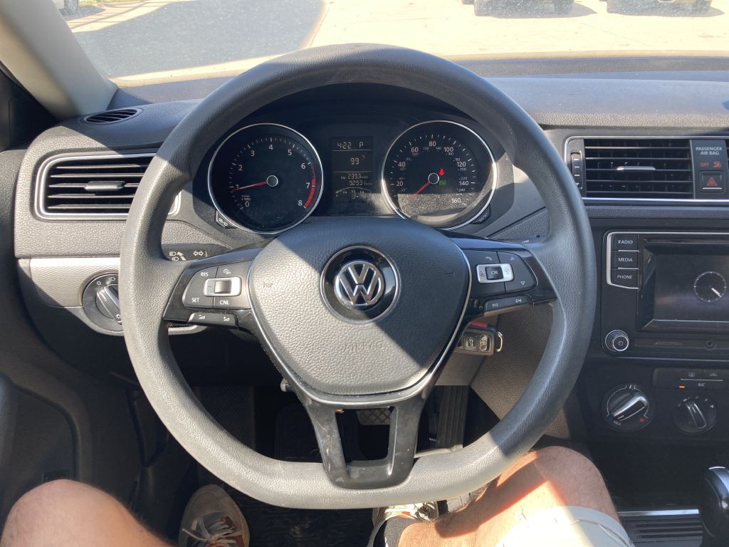 2017 Volkswagen Jetta Image 19
