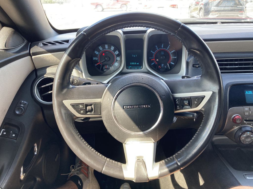 2010 Chevrolet Camaro Image 18