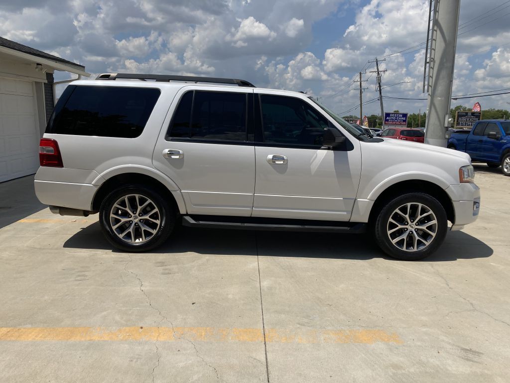 2017 Ford Expedition Image 8