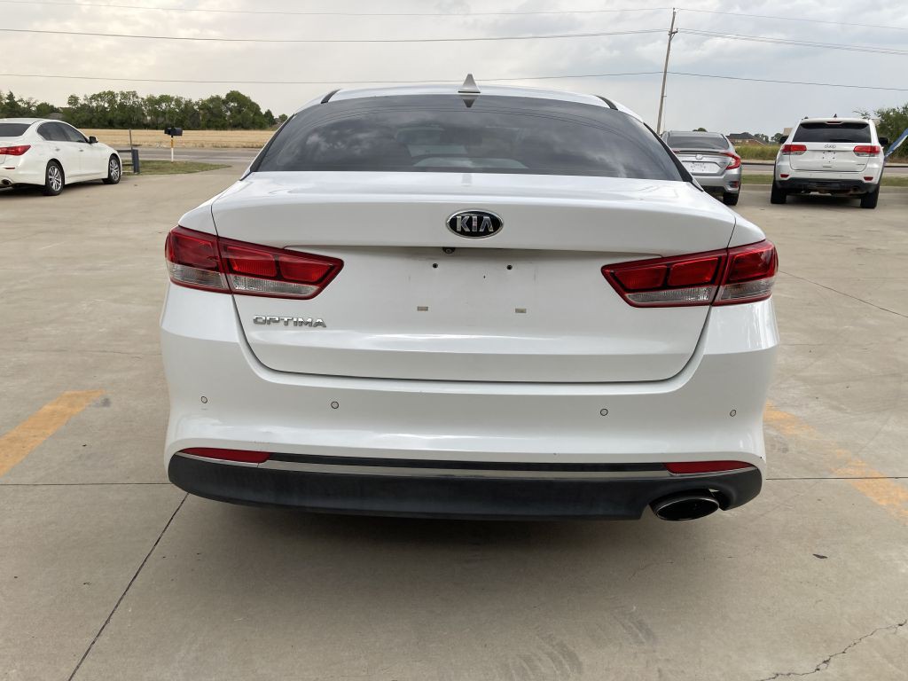 2018 Kia Optima Image 9