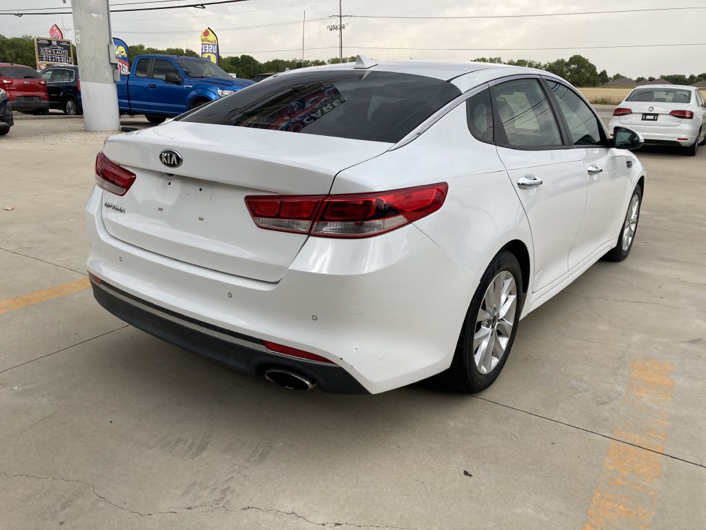 2018 Kia Optima Image 10