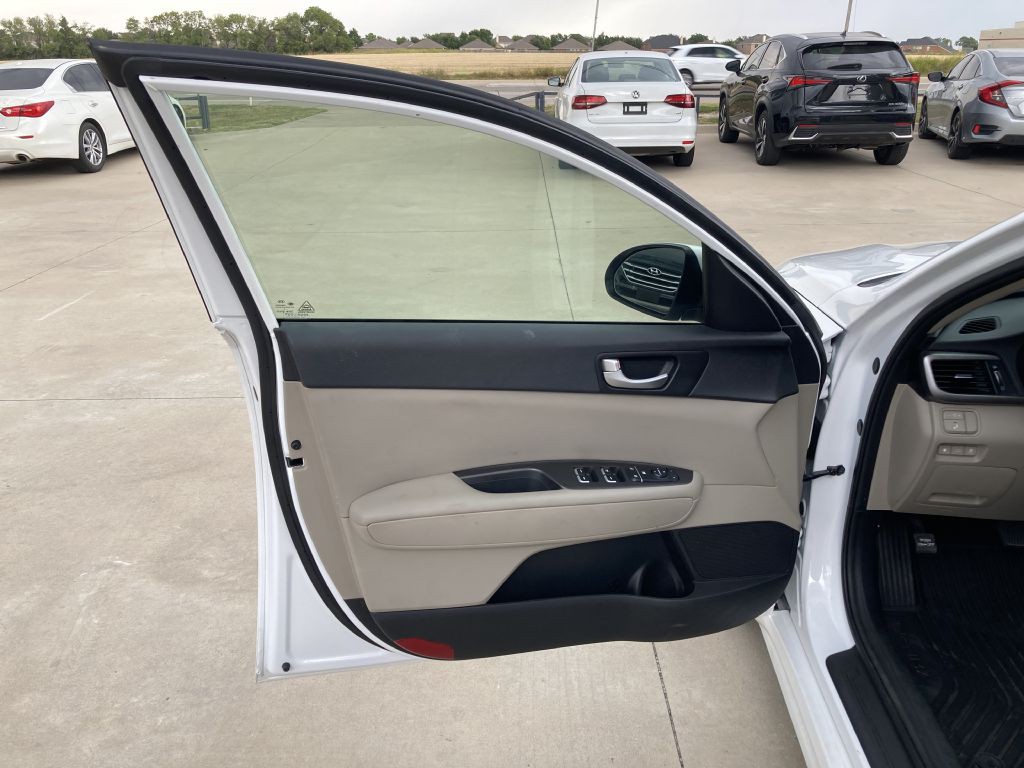 2018 Kia Optima Image 14