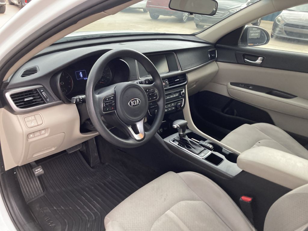 2018 Kia Optima Image 15