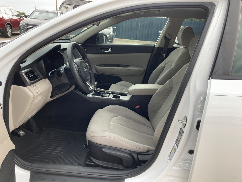 2018 Kia Optima Image 17