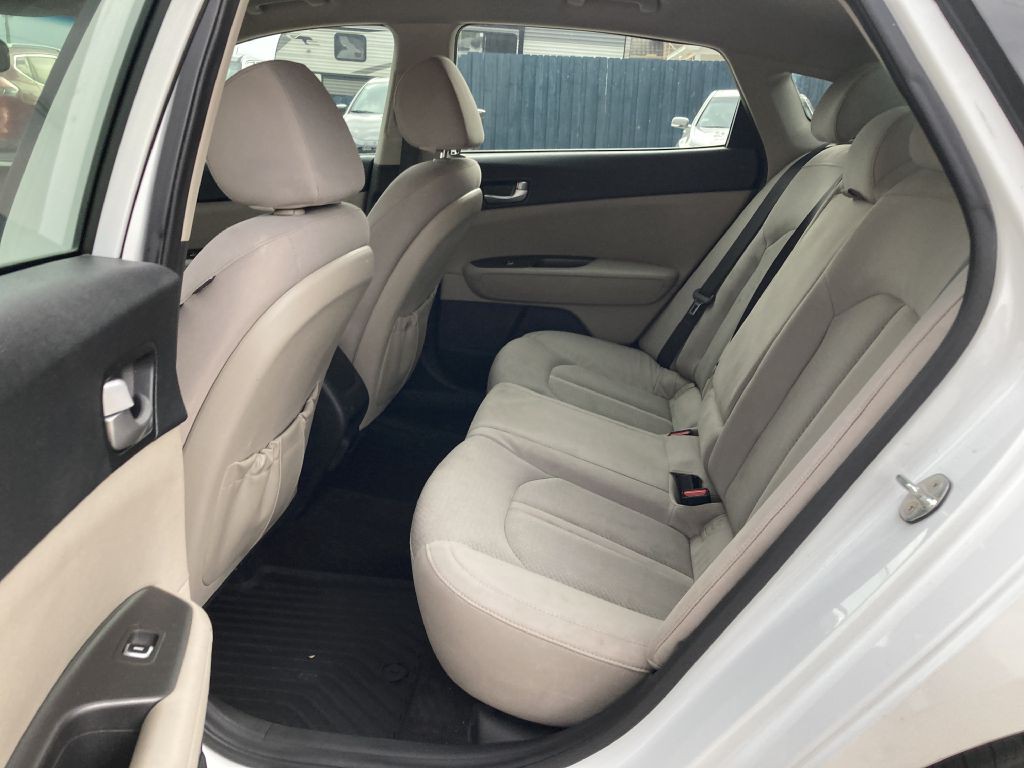 2018 Kia Optima Image 19