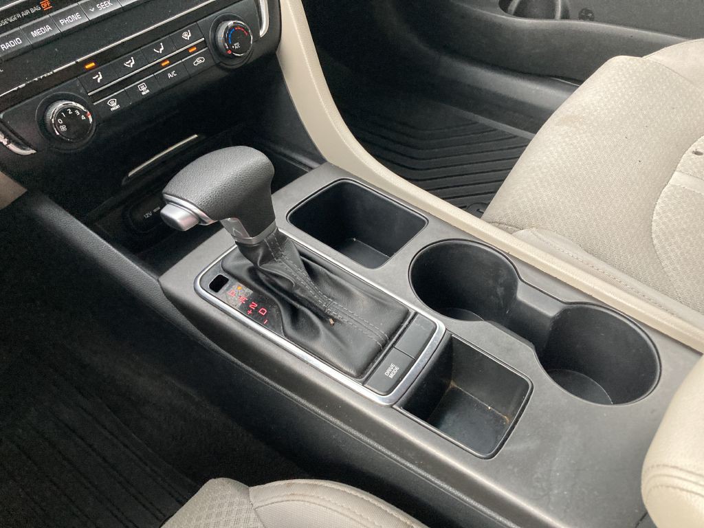 2018 Kia Optima Image 29