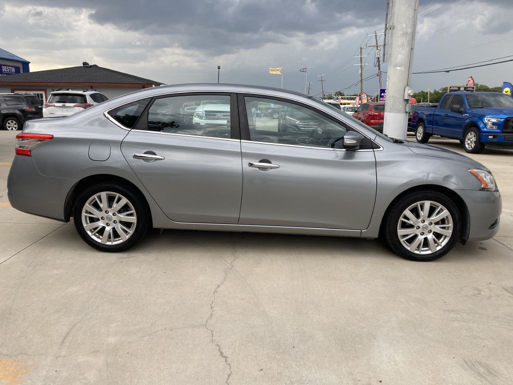 2013 Nissan Sentra Image 8