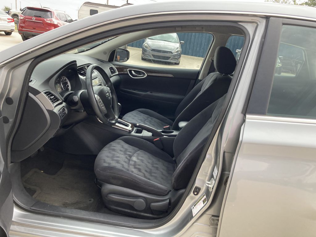 2013 Nissan Sentra Image 17