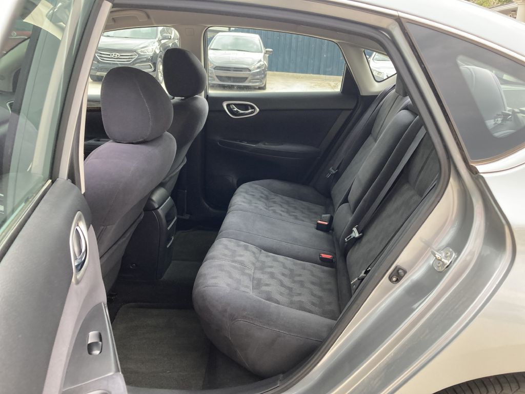 2013 Nissan Sentra Image 20