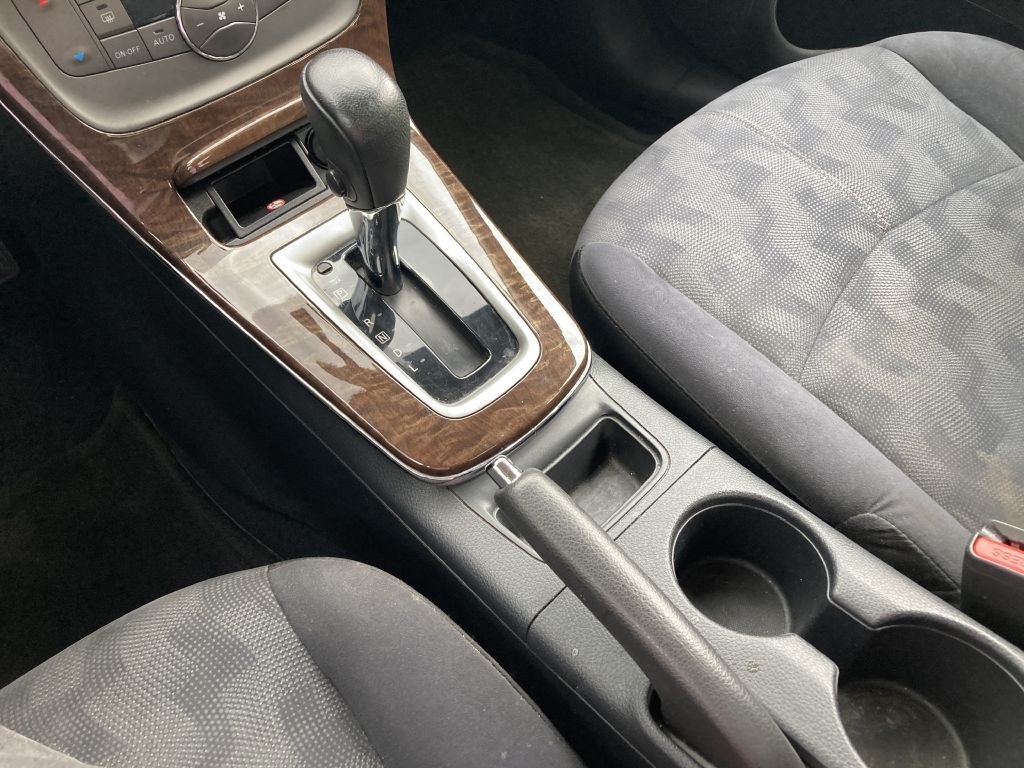 2013 Nissan Sentra Image 28