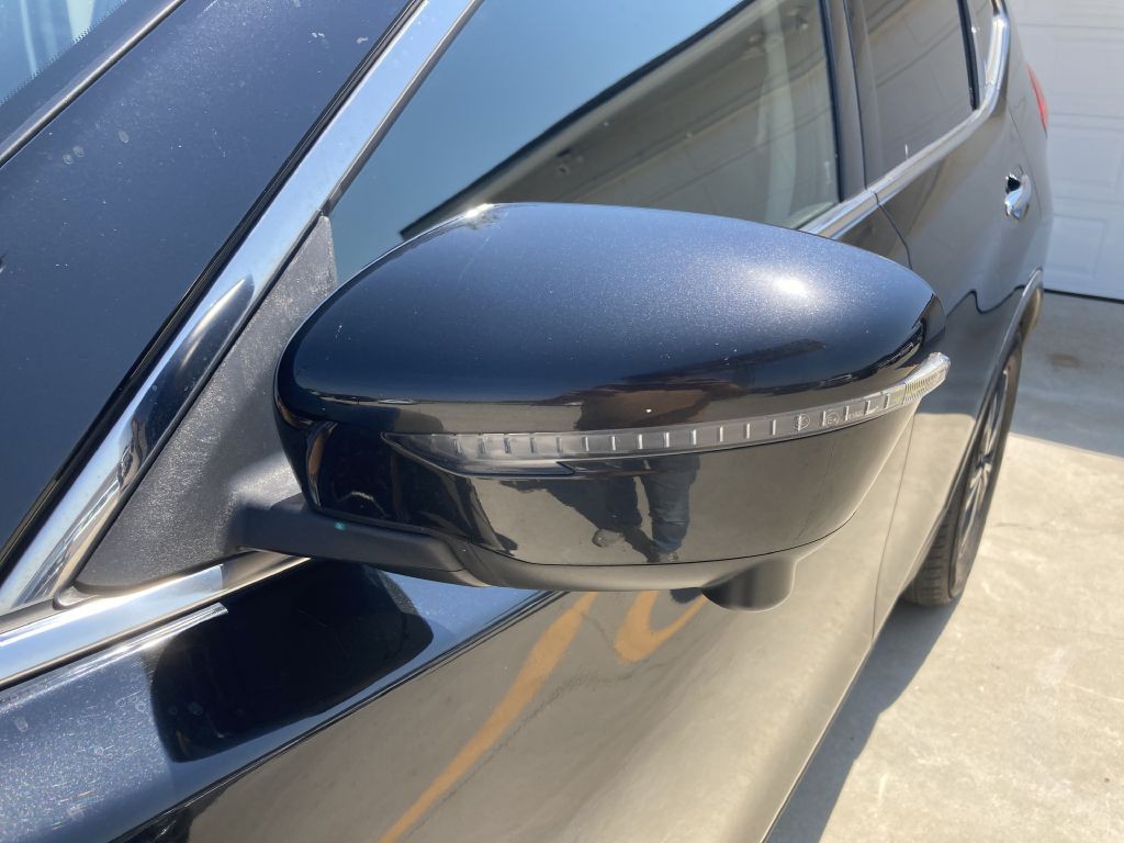 2019 Nissan Rogue Image 12
