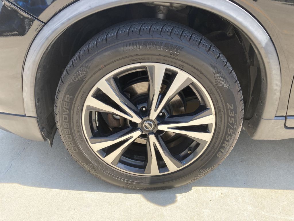 2019 Nissan Rogue Image 13