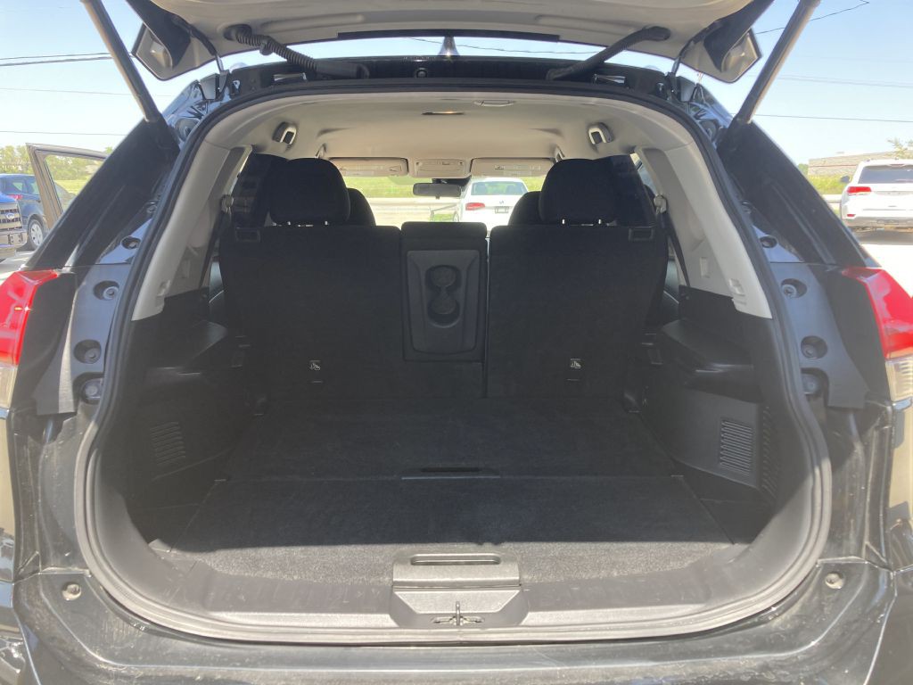 2019 Nissan Rogue Image 22