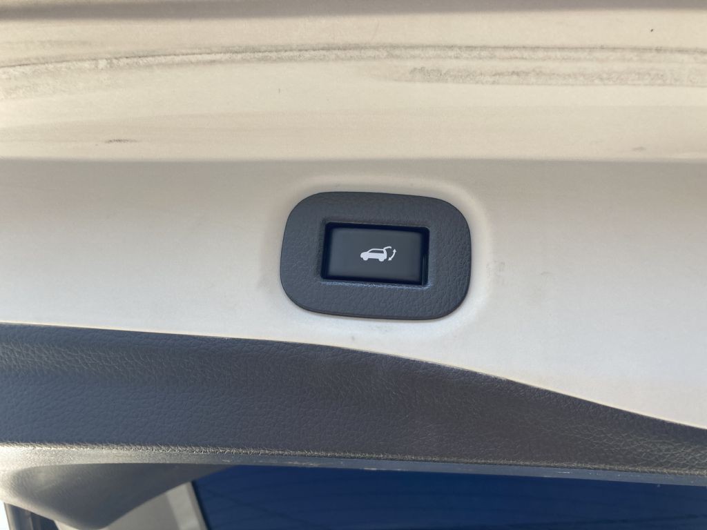 2019 Nissan Rogue Image 23