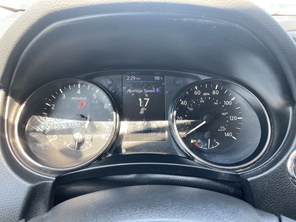 2019 Nissan Rogue Image 25