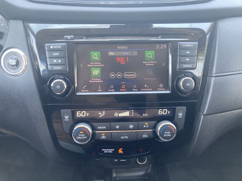 2019 Nissan Rogue Image 30